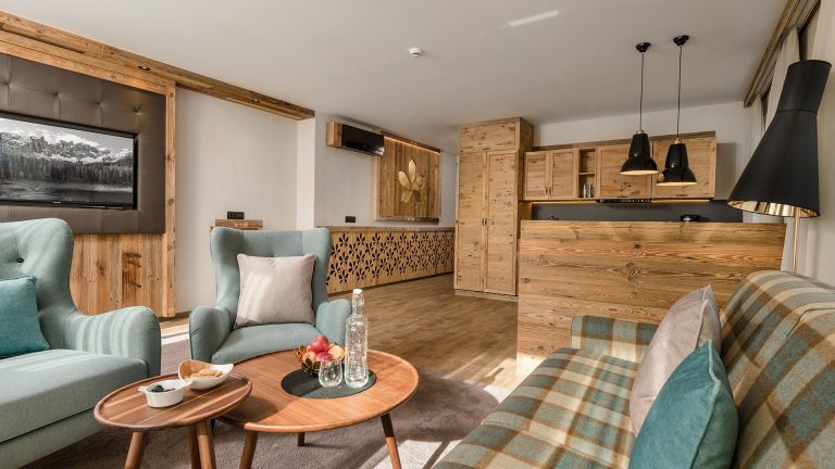 suite-4