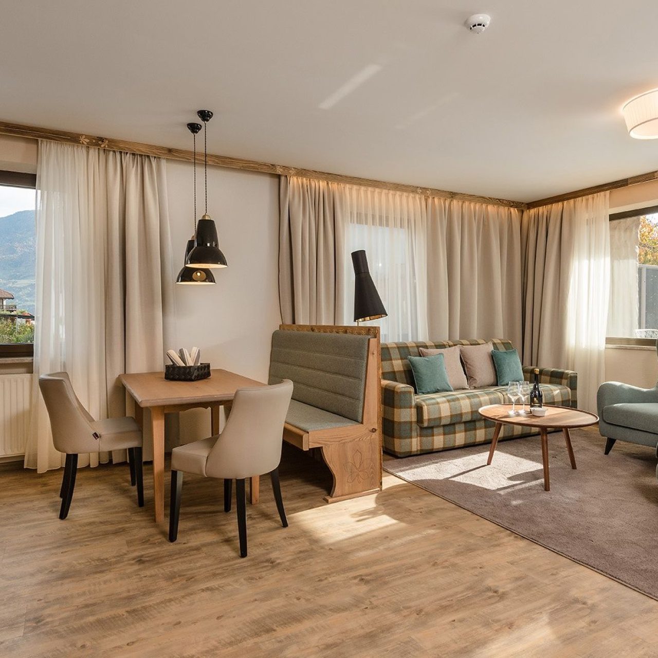 suite-5