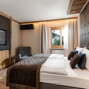 suite-8