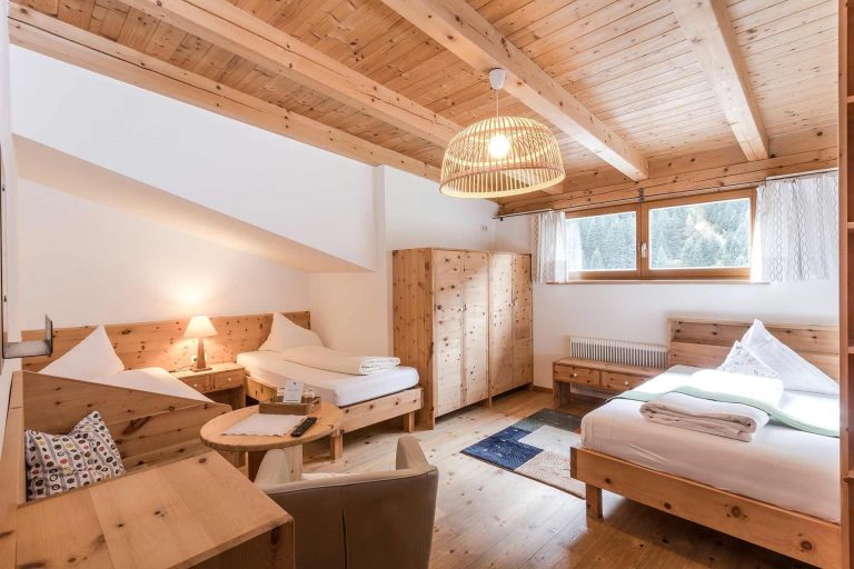 zirben-vierbettzimmer-stillebach
